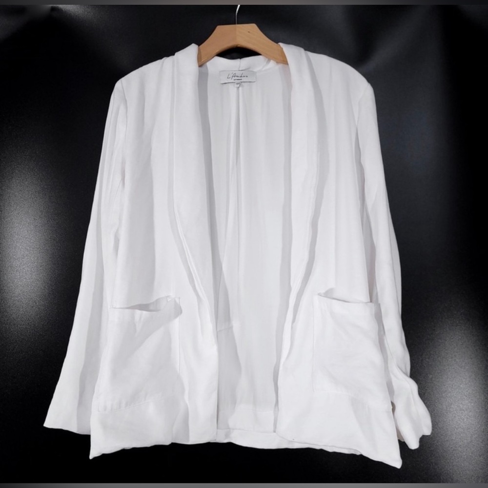 L'Academie Castaway Blazer in White - Picture 3 of 9